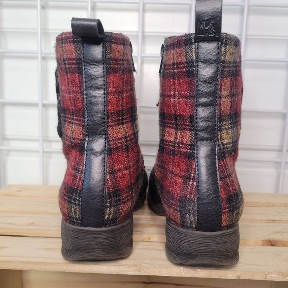 Muk Luks Adalee Ankle Boots - Picture 8 of 11